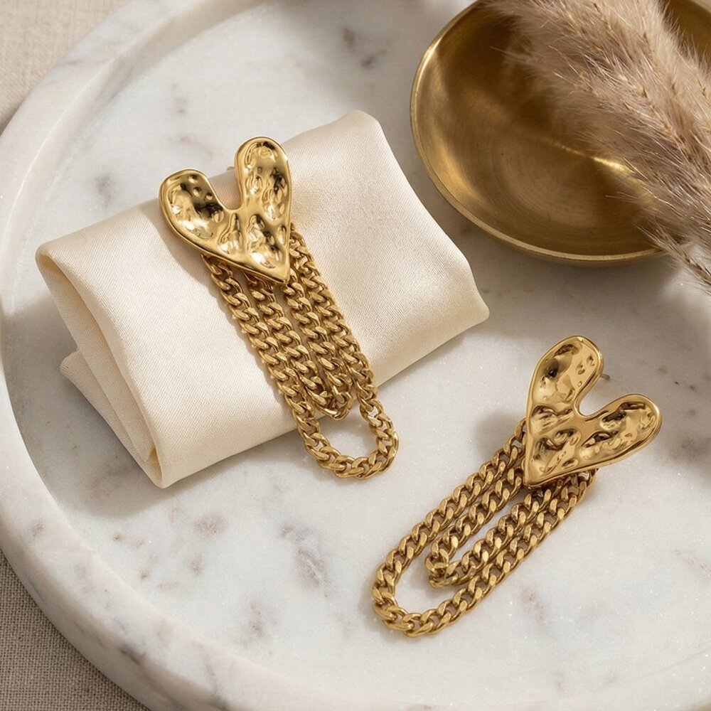 Glam 18k Gold Plated Earrings Textured Hearts Dangling Fringe Bold Chains 30$
